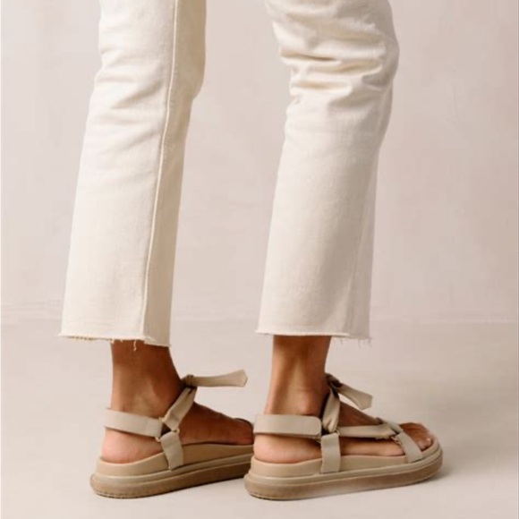 ALOHAS tied together sandal woman’s EU 41 - Picture 10 of 12